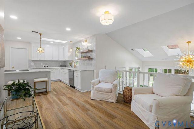602 Red Maple Dr, Goochland, VA 23103