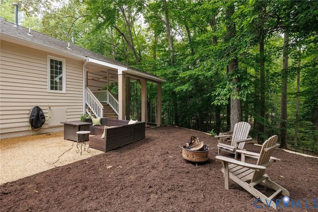 602 Red Maple Dr, Goochland, VA 23103