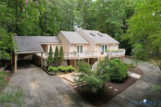 602 Red Maple Dr, Goochland, VA 23103