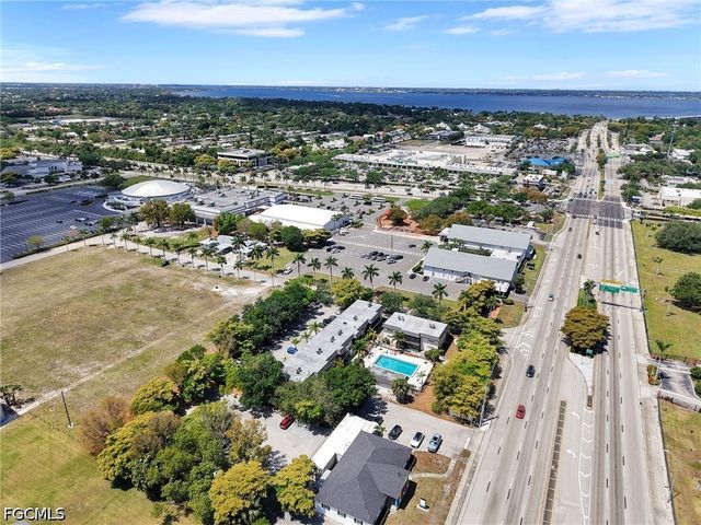 1560 Colonial BLVD 235, Fort Myers, FL 33907
