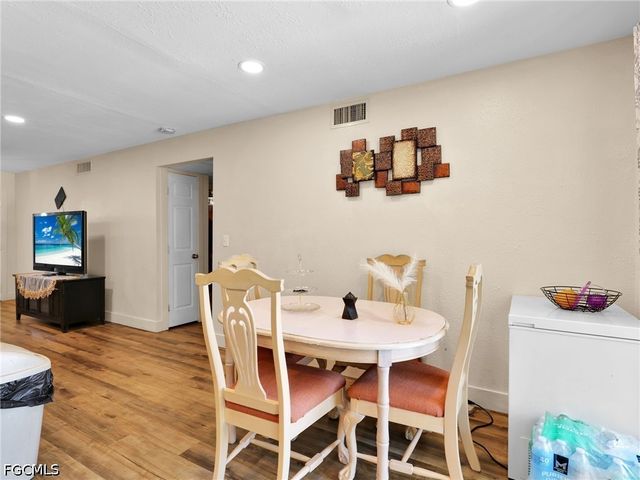 1560 Colonial BLVD 235, Fort Myers, FL 33907