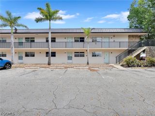 1560 Colonial BLVD 235, Fort Myers, FL 33907