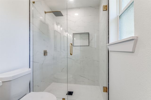 1101 Spring Brook Drive, Bedford, TX 76021