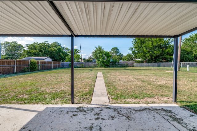 1101 Spring Brook Drive, Bedford, TX 76021