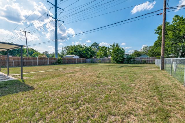 1101 Spring Brook Drive, Bedford, TX 76021