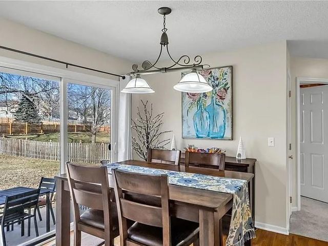 10916 N OXFORD Avenue, Kansas City, MO 64157