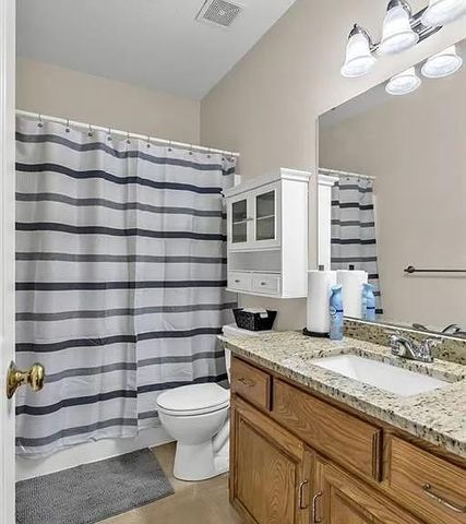 10916 N OXFORD Avenue, Kansas City, MO 64157
