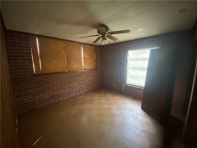 4295 Linbar W Lane, Semmes, AL 36575