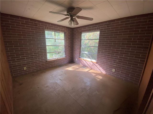 4295 Linbar W Lane, Semmes, AL 36575