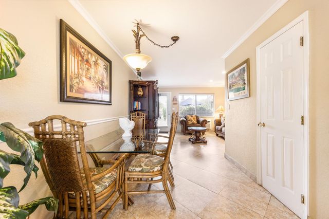 2648 NE 32nd St, Fort Lauderdale, FL 33306