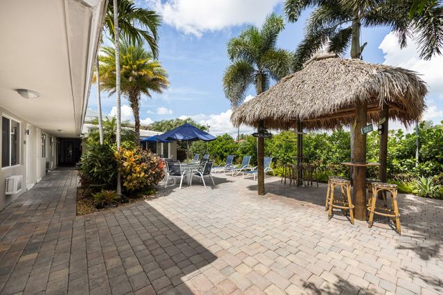 2648 NE 32nd St, Fort Lauderdale, FL 33306