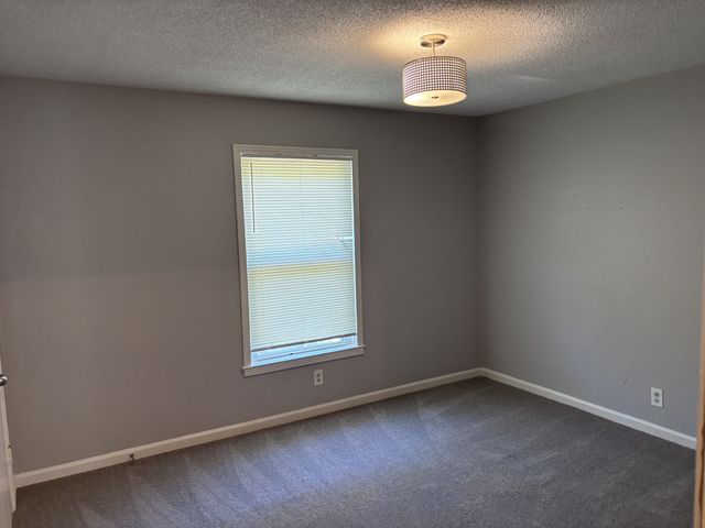 746 Holder Dr, Nashville, TN 37217
