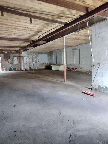 14621 schaefer hwy Highway, Detroit, MI 48227