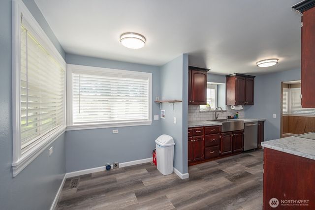 11627 Road K NE, Moses Lake, WA 98837