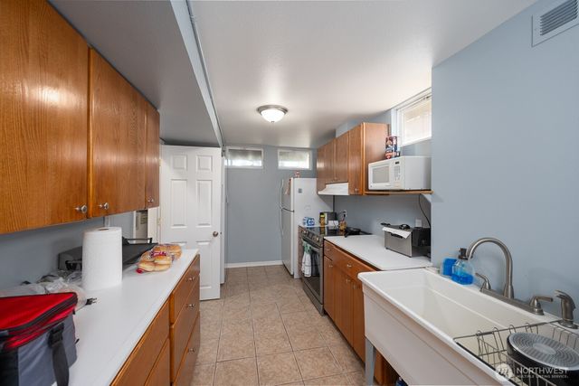 11627 Road K NE, Moses Lake, WA 98837