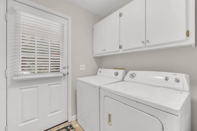 110 Acorn Dr, Dickson, TN 37055
