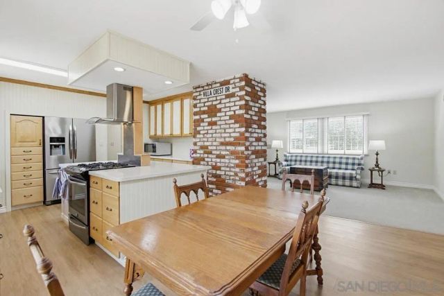 1570 Villa Crest Dr, El Cajon, CA 92021