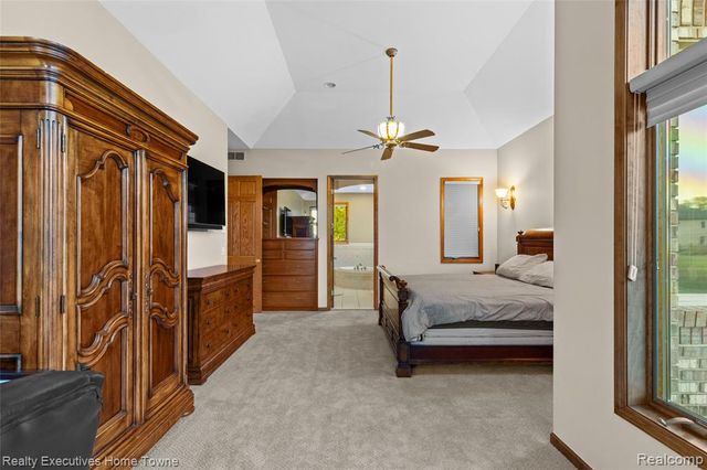 50 Golfside Drive, Saint Clair, MI 48079