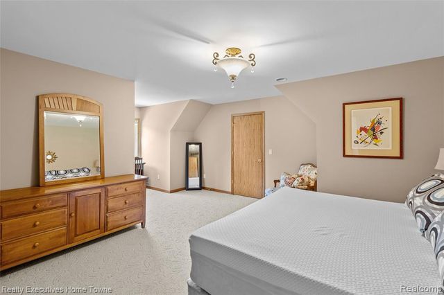50 Golfside Drive, Saint Clair, MI 48079