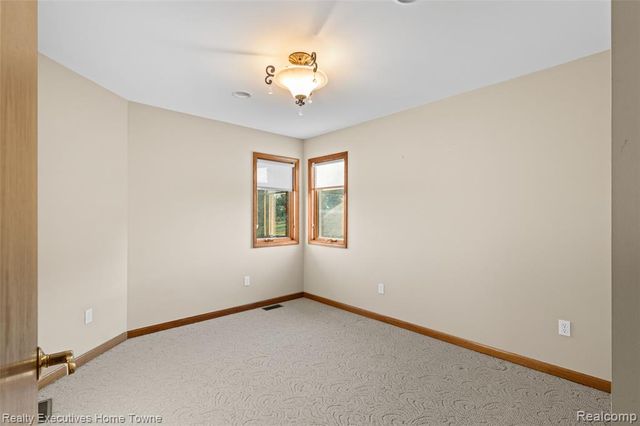 50 Golfside Drive, Saint Clair, MI 48079