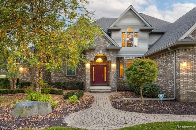 50 Golfside Drive, Saint Clair, MI 48079