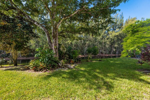 150 Lake Meryl Drive 143, West Palm Beach, FL 33411