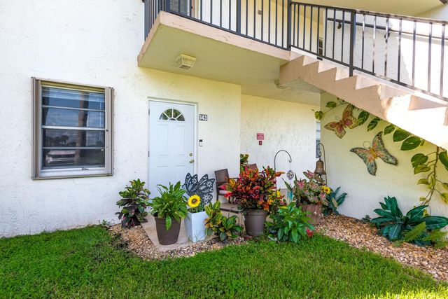 150 Lake Meryl Drive 143, West Palm Beach, FL 33411
