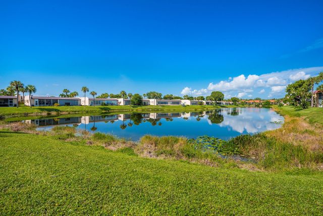 150 Lake Meryl Drive 143, West Palm Beach, FL 33411