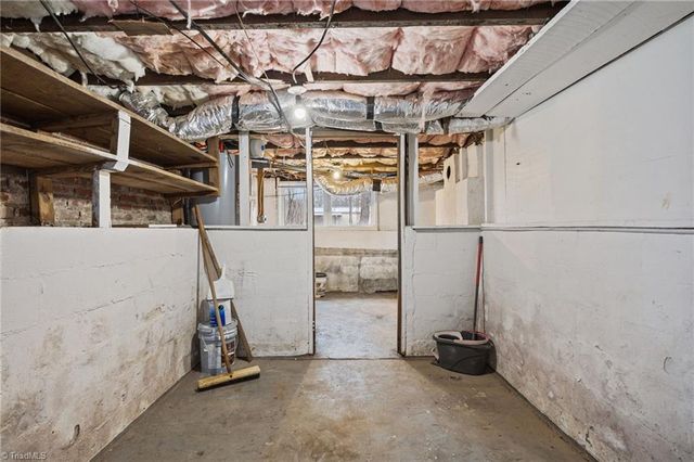 5529 Old Thomasville Road, Archdale, NC 27263