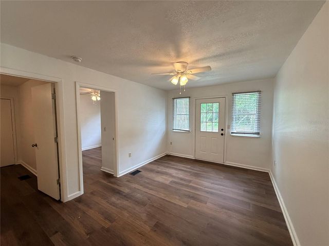 229 W WISCONSIN AVENUE, Deland, FL 32720