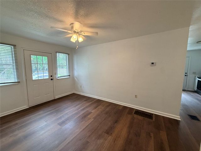 229 W WISCONSIN AVENUE, Deland, FL 32720