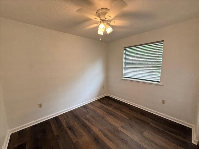 229 W WISCONSIN AVENUE, Deland, FL 32720