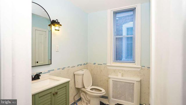 5445 N 11TH ST, Philadelphia, PA 19141