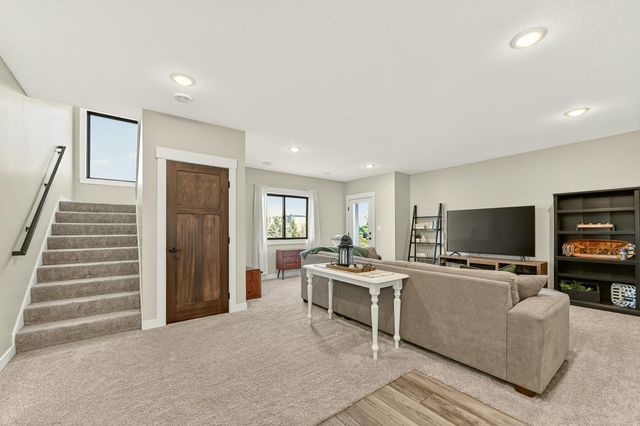 867 Grand Ridge Drive NE, Byron, MN 55920