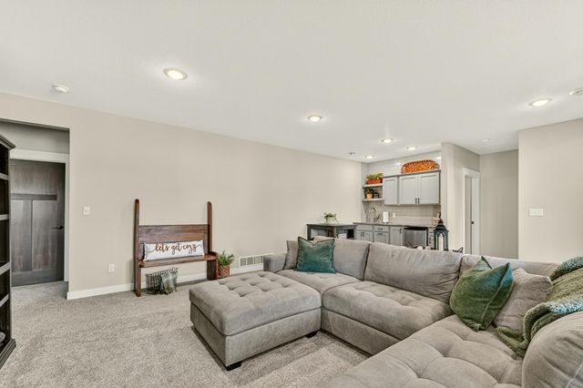 867 Grand Ridge Drive NE, Byron, MN 55920