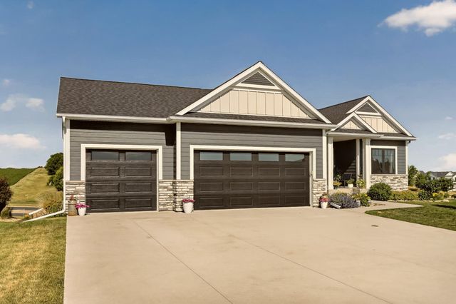 867 Grand Ridge Drive NE, Byron, MN 55920