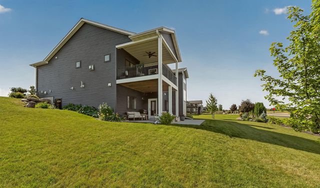 867 Grand Ridge Drive NE, Byron, MN 55920