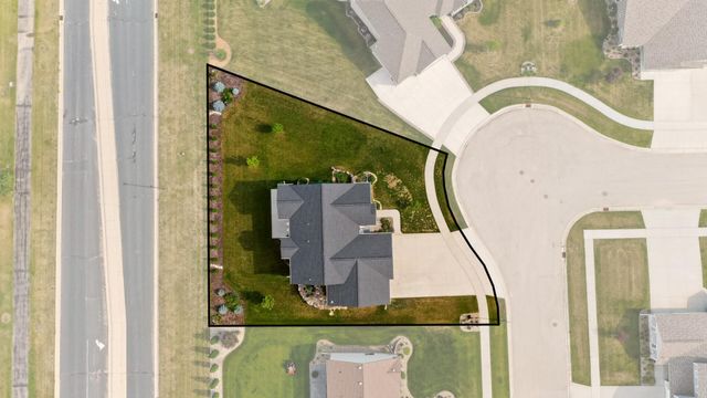867 Grand Ridge Drive NE, Byron, MN 55920