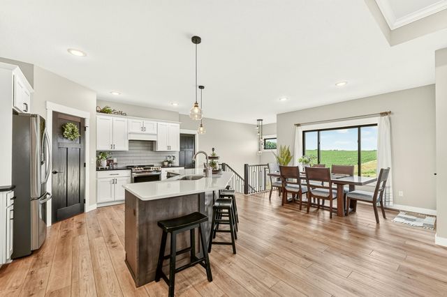 867 Grand Ridge Drive NE, Byron, MN 55920