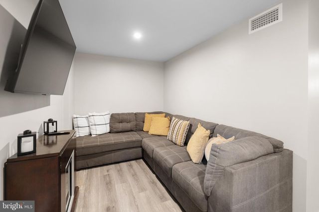 129 RILEY ST, Williamstown, NJ 08094