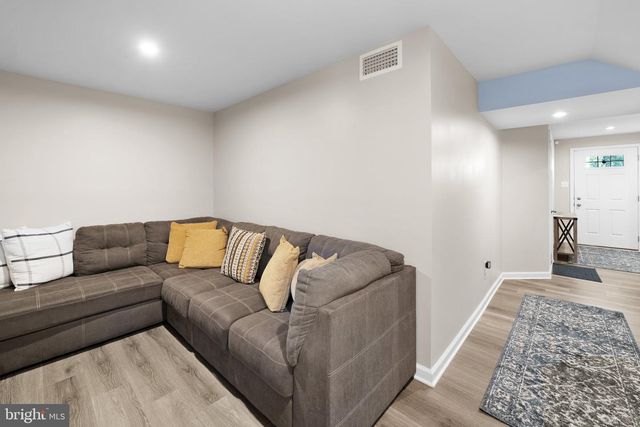 129 RILEY ST, Williamstown, NJ 08094