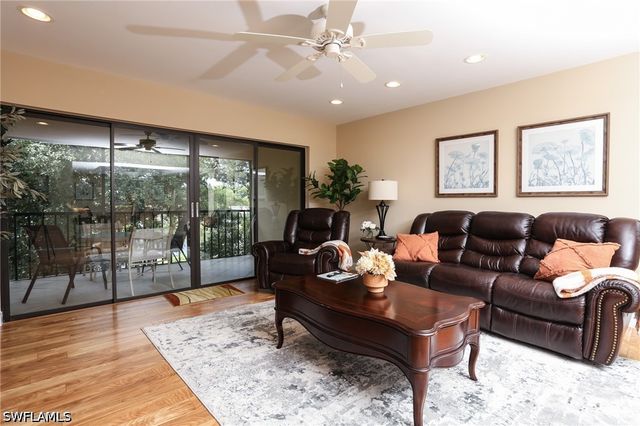 1760 Bald Eagle DR 506C, Naples, FL 34105