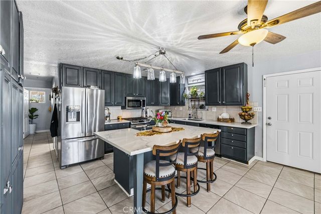 9740 E Avenue G10, Lancaster, CA 93535