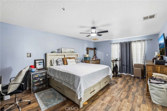 9740 E Avenue G10, Lancaster, CA 93535