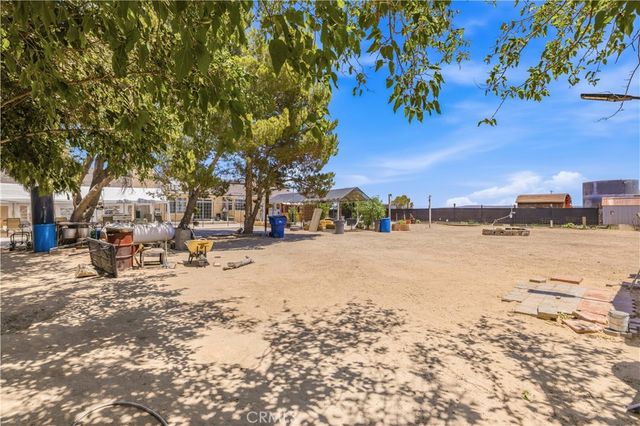9740 E Avenue G10, Lancaster, CA 93535