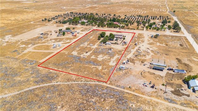 9740 E Avenue G10, Lancaster, CA 93535