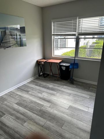 599 Fanshaw O, Boca Raton, FL 33434
