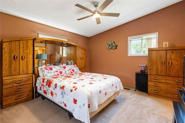 3909 S Tanager Lane, Billings, MT 59102