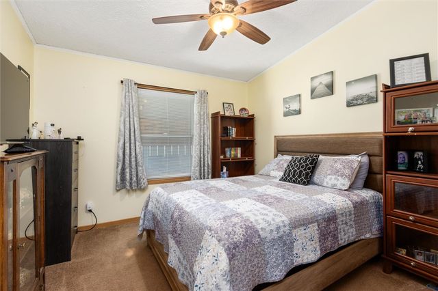3909 S Tanager Lane, Billings, MT 59102
