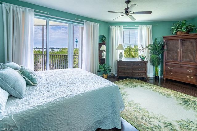 269 Vintage Bay DR C7, Marco Island, FL 34145